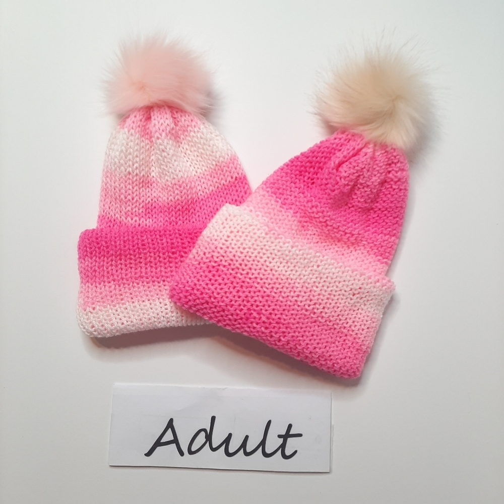 Ladiea Hot pink and white double knit warm hat